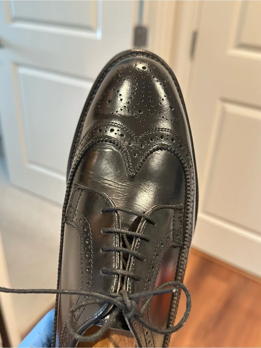 Stuart McGuire Vintage Brogue Derby Shoes - Classic Leather Lace-Up.